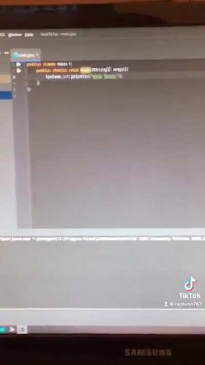 Shitty tutorial I made on how to make a Hello World on Java