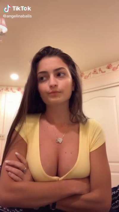 @angelinabalis (DELETED)