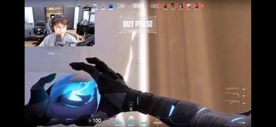 Epic gamer play