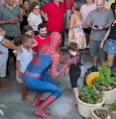 Miranha de festa
