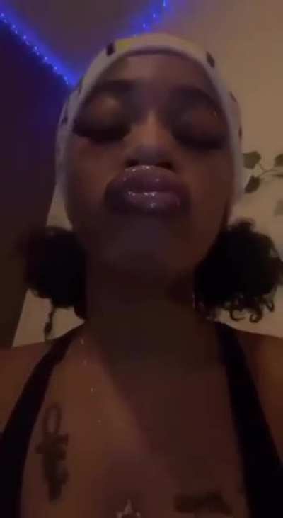 Dm me here or on teleg<wbr>ram:@<wbr>lipso<wbr>fkk