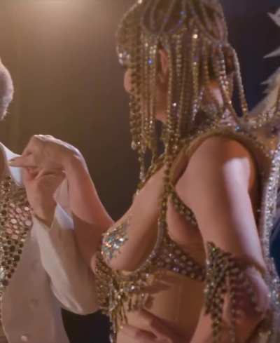Geena Davis in GLOW