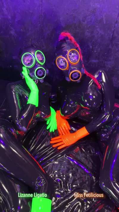 Glowing through the darkness. Happy gas mask Monday! 💚🧡