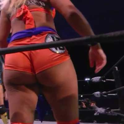 Shanna 🍑
