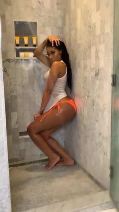 🤤