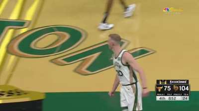 [Highlight] Sam Hauser flies in for the putback jam, much to his teammates delight