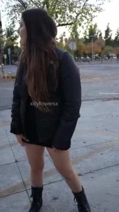 A little flash won't hurt 😝 [GIF]