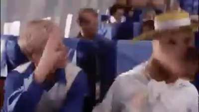 ✈️