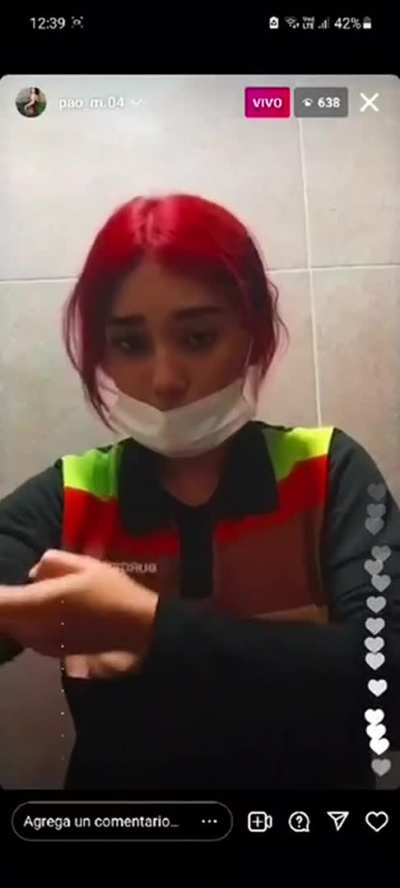 flash boobs