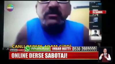 Ders delirdi bir tane adam küfür çekiyor Xssjldslkdjslksajdfjklsadhfjhsadkfhsadfskdfhs