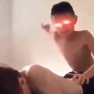 Como que acharam esse vídeo mano kkkkkkkk