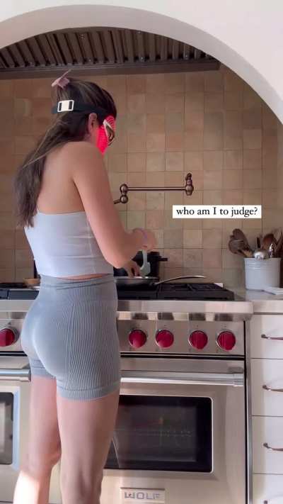 Daniella Monet 