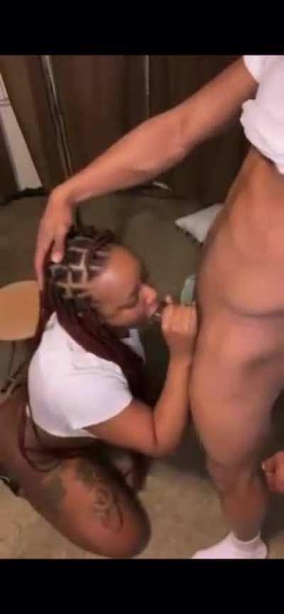 instagram- flext<wbr>heeen<wbr>terta<wbr>iner_ heard she want's a bag if u want to fuck