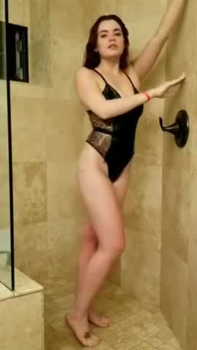 Shower in Hawaii