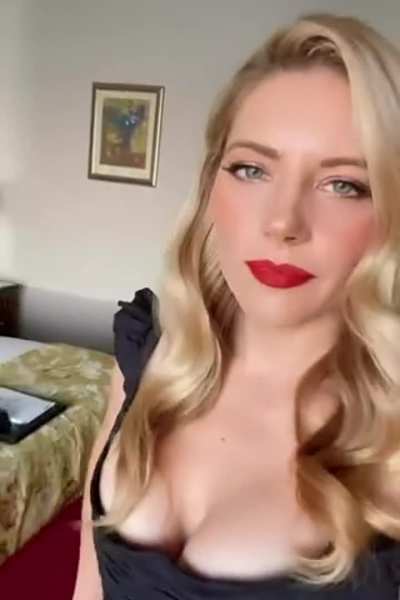 [kik: sir_s<wbr>ays_s<wbr>ubmit<wbr>] Katheryn Winnick is such a hot goddess