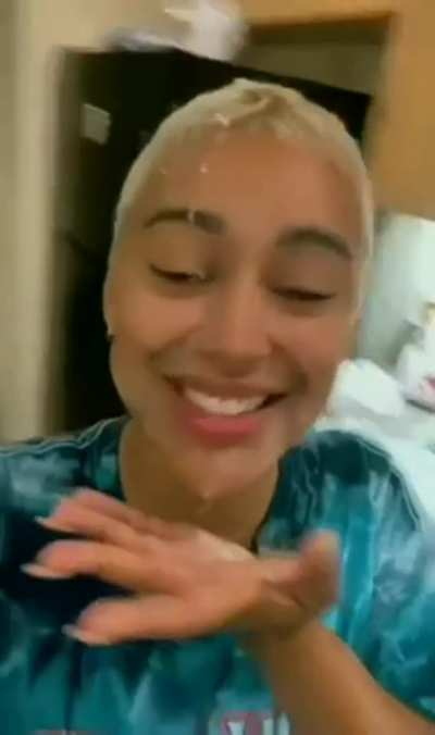 When she's impressed with her new facial treatment #Anot<wbr>herSa<wbr>tisfi<wbr>edCus<wbr>tomer<wbr>💦💦💦💦💦<wbr>😋