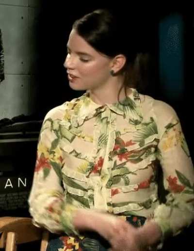 Anya Taylor Joy jiggles defy the laws of physics