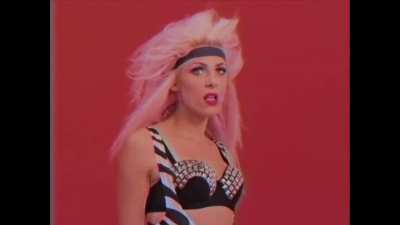 Bonnie McKee - Bombastic
