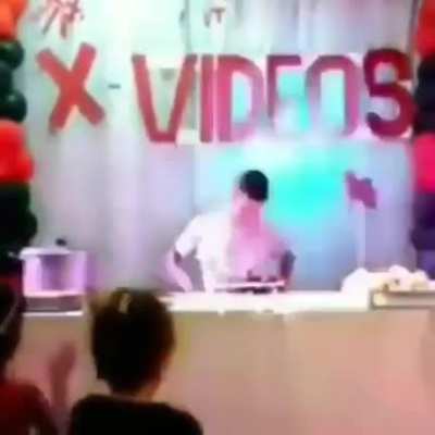 Que aniversário foda.