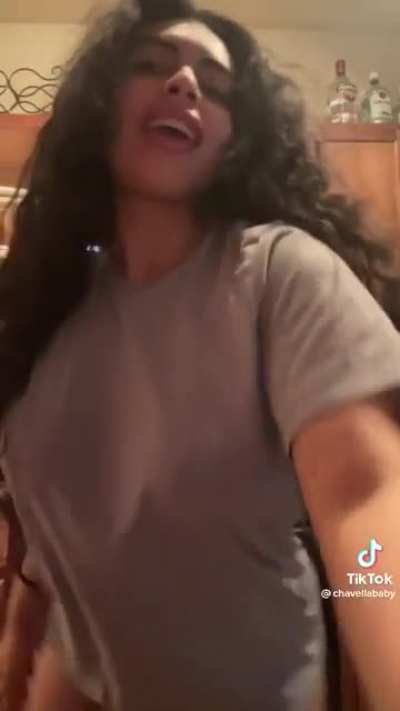 When dem nips are poppin out🍼🤤