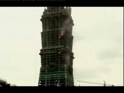 On 31 March 2002, an earthquake of magnitude 7.1 hit Taiwan and caused two massive tower cranes to detach from the Taipei 101 and plunge 53 floors to street, killing their drivers and three other workers.