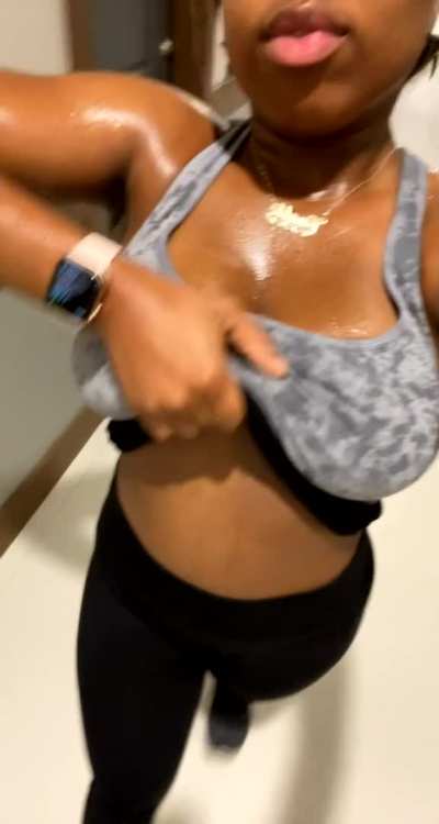 Ever fucked a thick girl like me?
