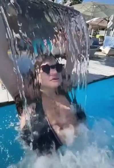 Breaking Waterfalls