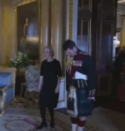 Lizz Truss, shit bow, little dismissive to the King.