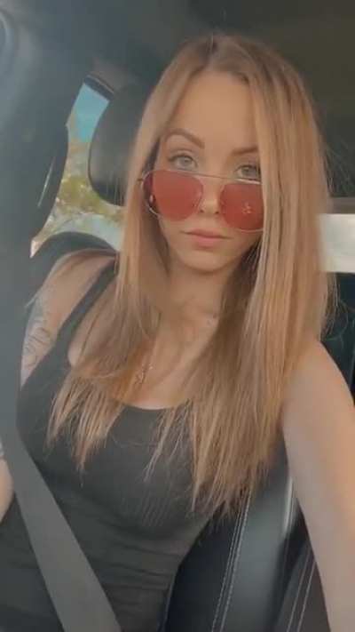 👁👁