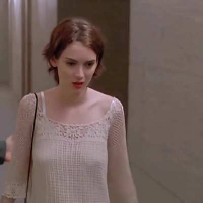 Winona Ryder’s jiggling boobs