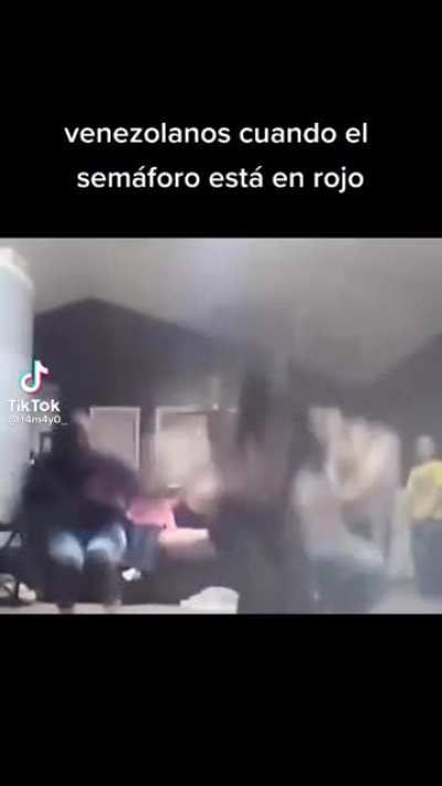 Bueno, no puedo decir que bailan mal tampoco