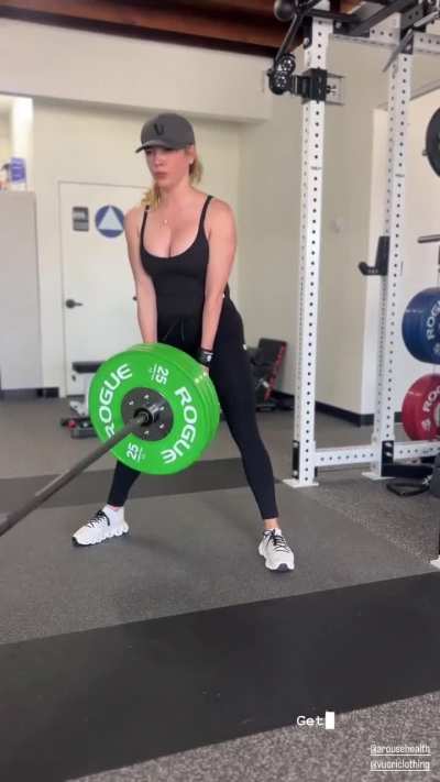 Katheryn Winnick 