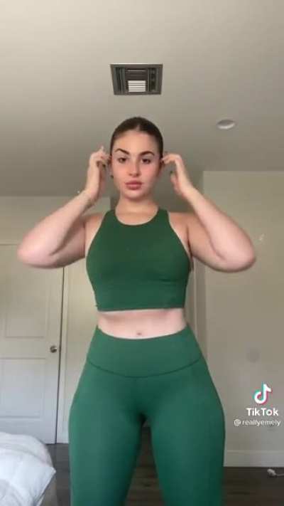 Love that monster ass