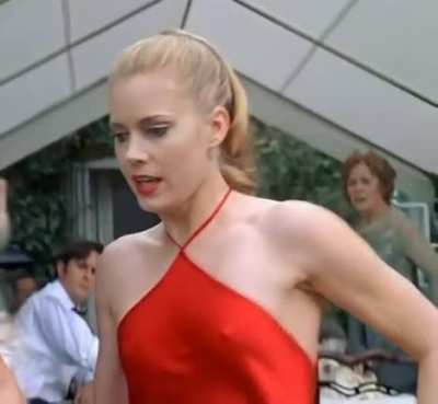 Amy Adams and her pokies..