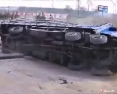 Wait for the dismount.