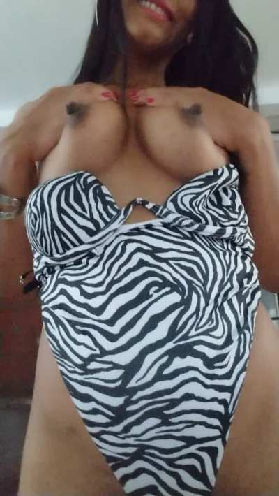 Sexy tit here for you[drop]