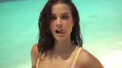 Damn she's so fine