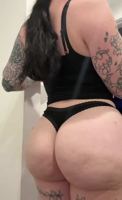 Are you going to call me gay if I had a body like this?