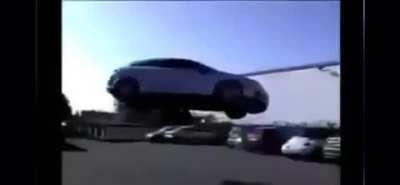 Car go zoom in the sky