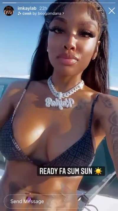 Her lil nip slip😻