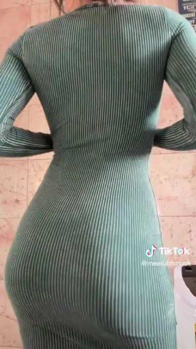 We’re so close to sundress season
