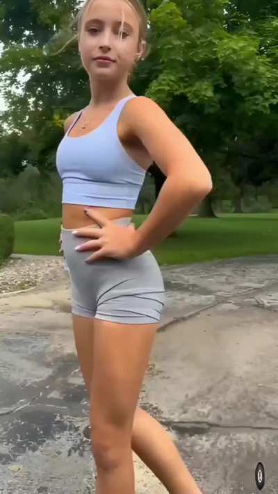 Caliee Rae 🍑