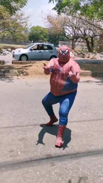 Tedy ne adama şekil yapıyon lan it