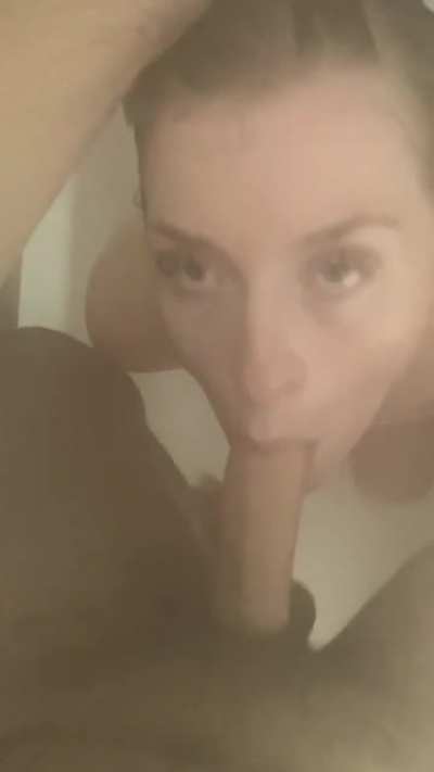 Wanna get steamy? 👅 [OC]
