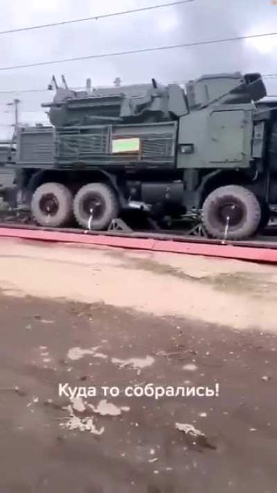 Anti-aircraft missile and gun systems 