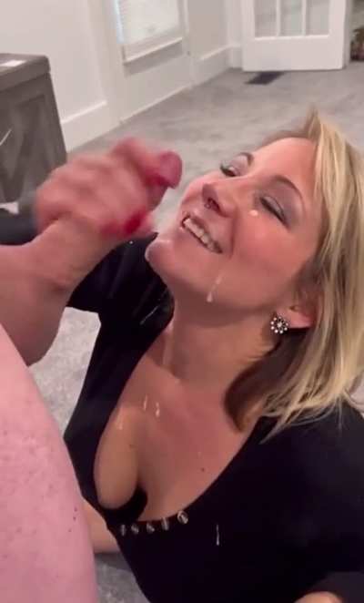 MF: milf next door bj