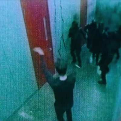 Kaveh escaping containment