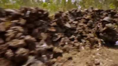 Congolese soldiers from the FADRC lead by Brigader Gen. Mamadou Ndala in action during the 2013 Anti-M23 Offensive, which resulted in M23 being expelled from the country until 2022 when it re-emerged. (music from source)