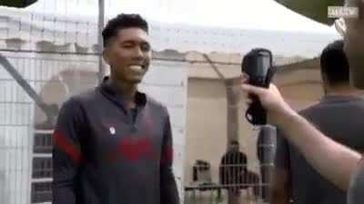 😁