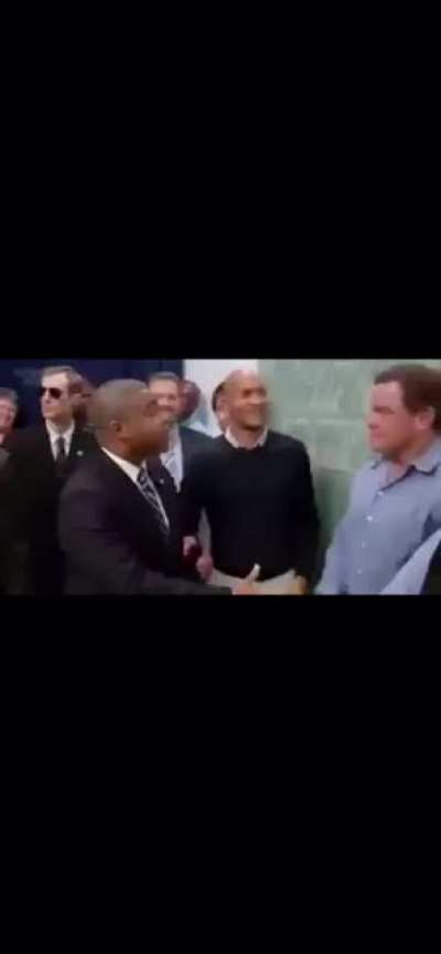 Messi meeting his new teammates